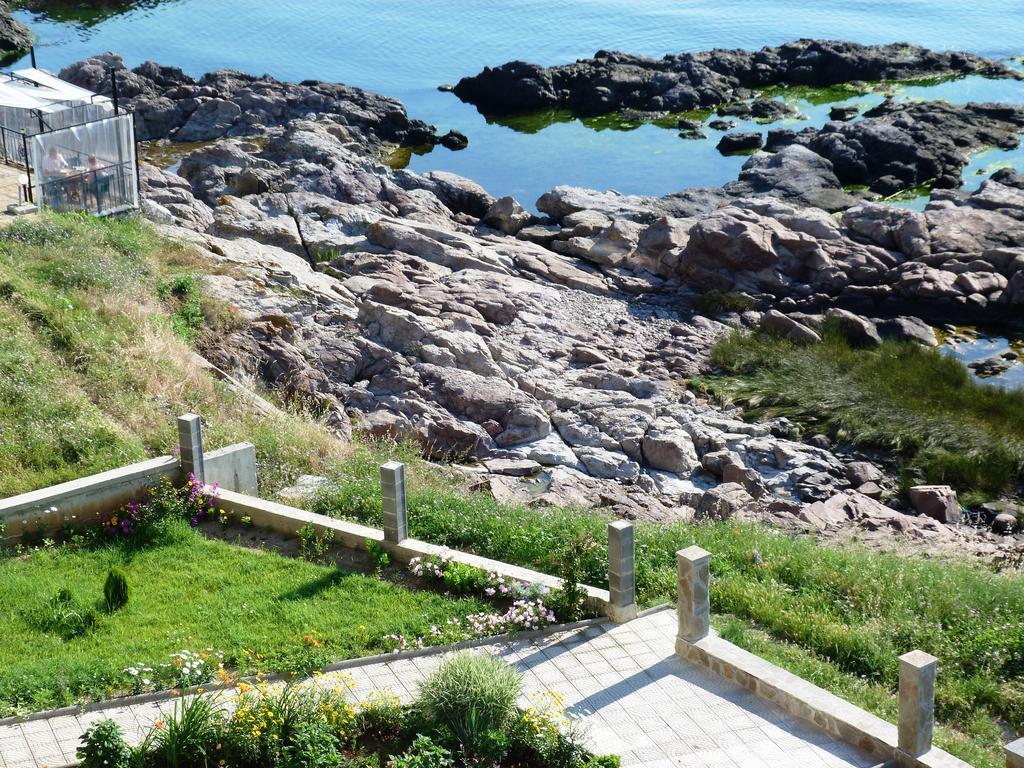 Sea View Apartments Sozopol Esterno foto