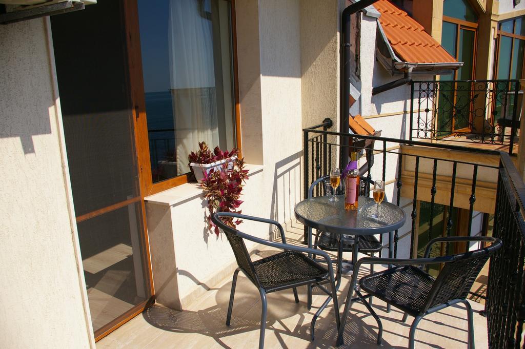 Sea View Apartments Sozopol Esterno foto
