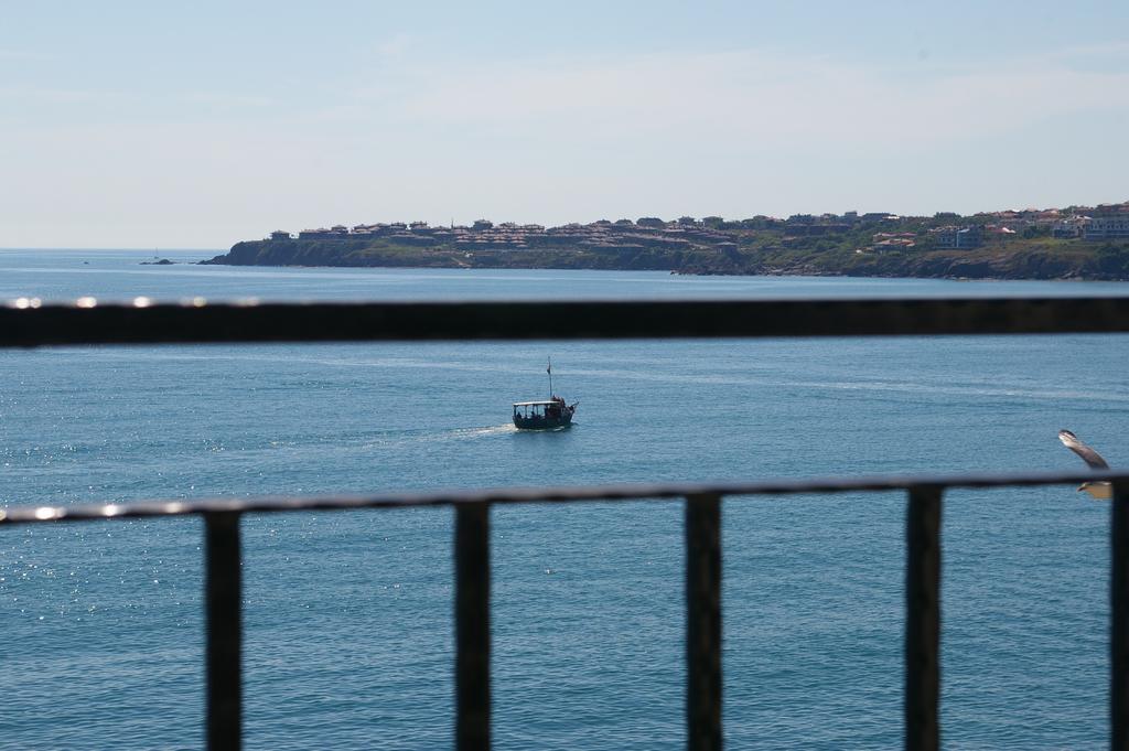 Sea View Apartments Sozopol Esterno foto