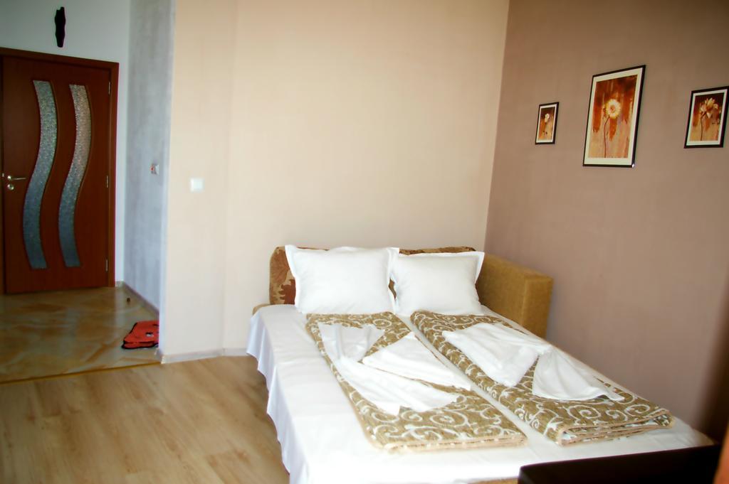 Sea View Apartments Sozopol Esterno foto
